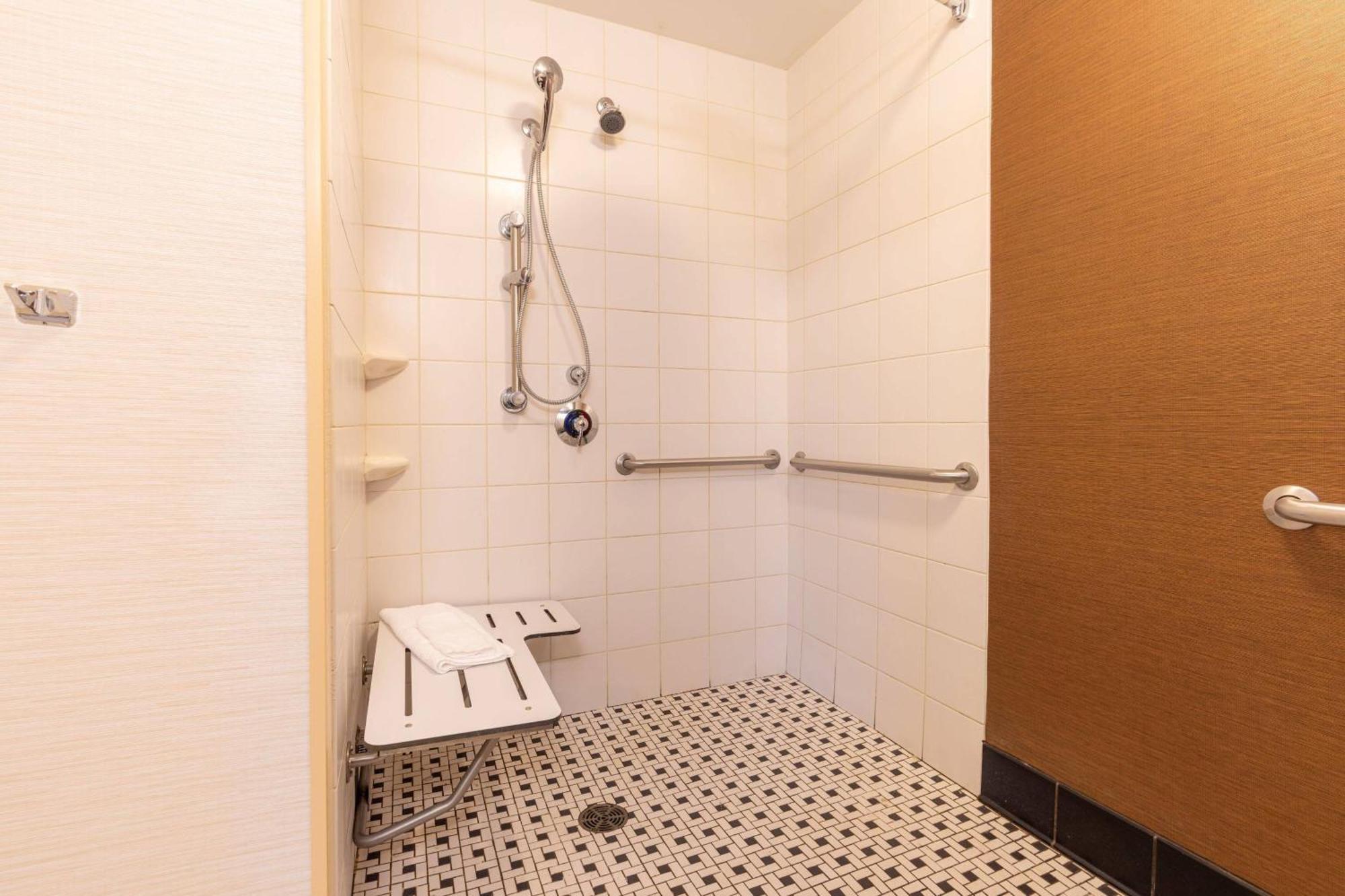 Fairfield Inn & Suites Bedford Ngoại thất bức ảnh