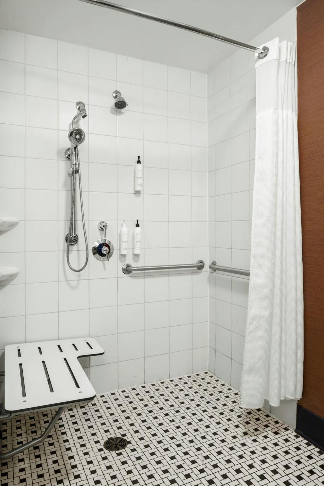 Fairfield Inn & Suites Bedford Ngoại thất bức ảnh